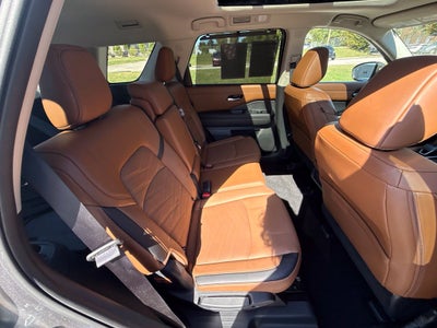 2025 Nissan Pathfinder Platinum