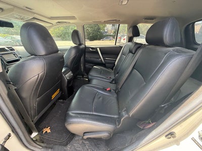 2013 Toyota Highlander Base Plus V6