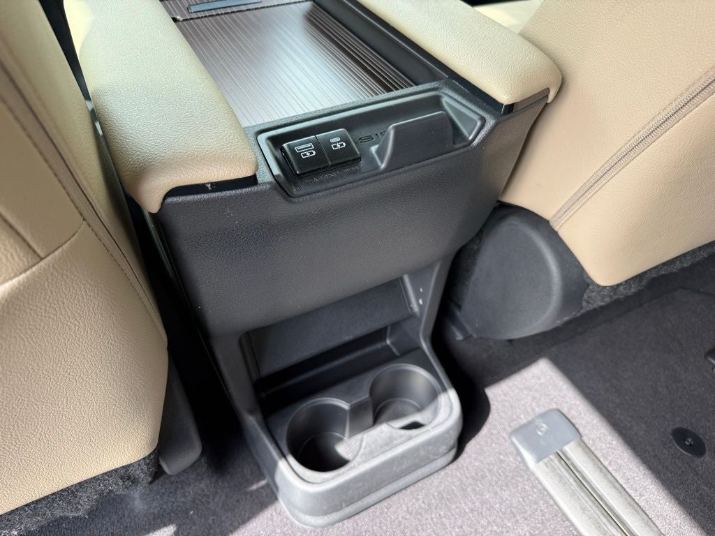 2024 Toyota Sienna XLE 7 Passenger