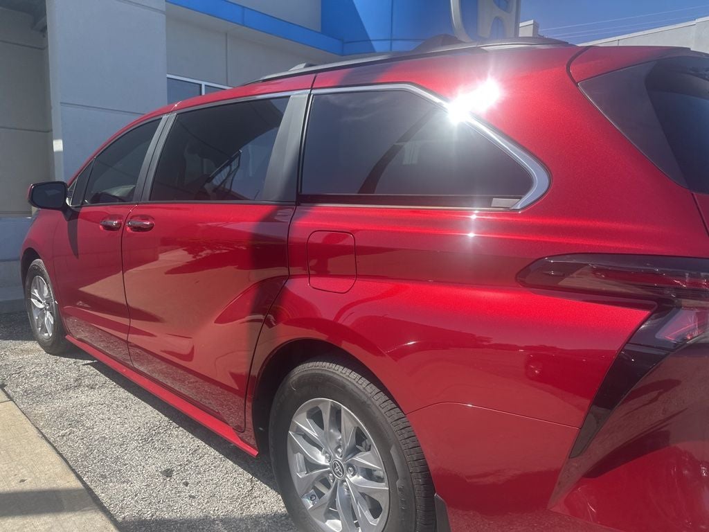 2024 Toyota Sienna XLE 7 Passenger