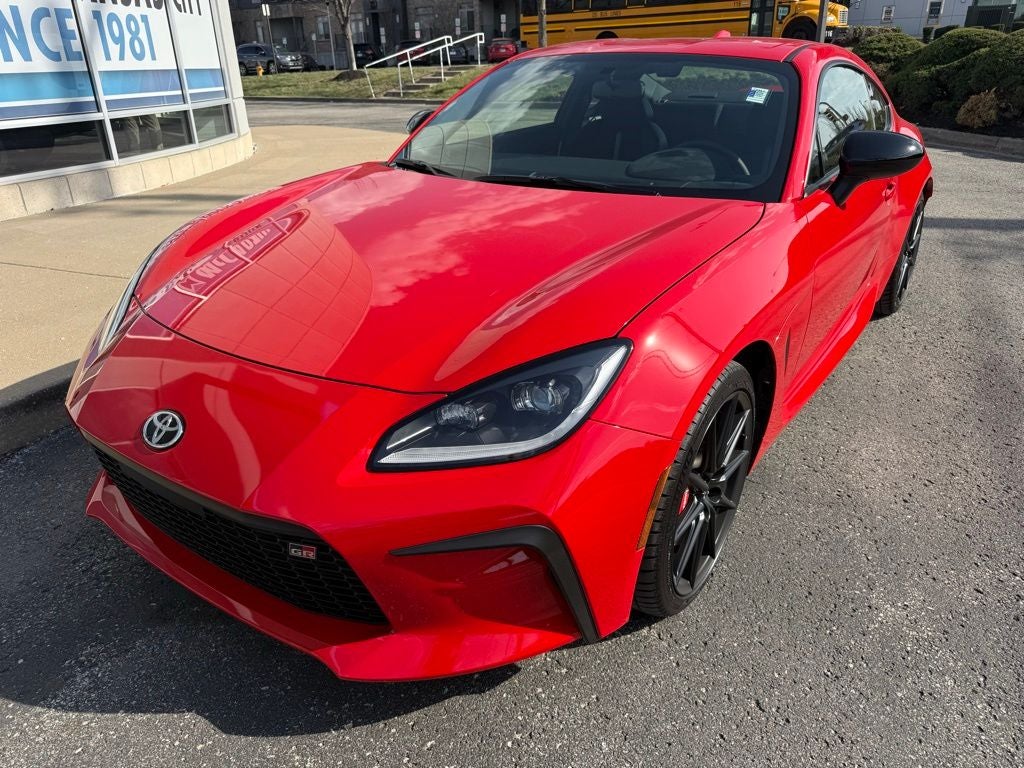 2025 Toyota GR86 Premium