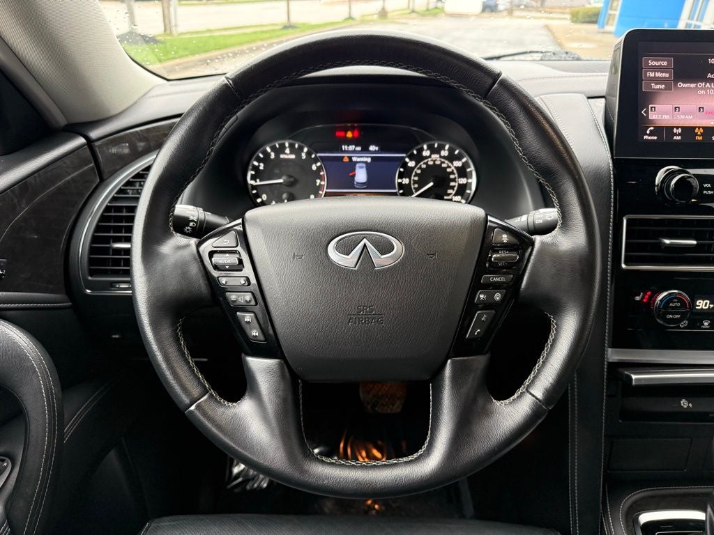 2024 INFINITI QX80 LUXE