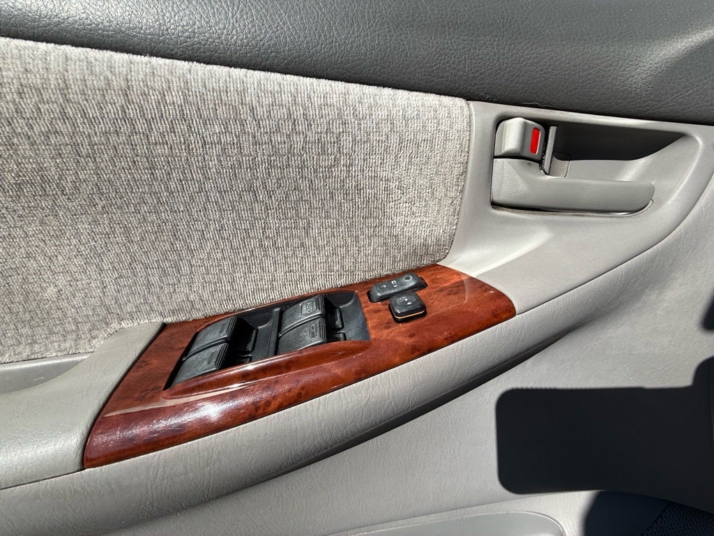 2004 Toyota Corolla LE