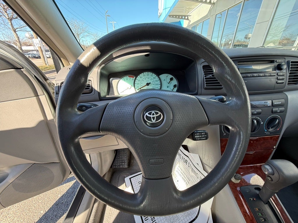 2004 Toyota Corolla LE