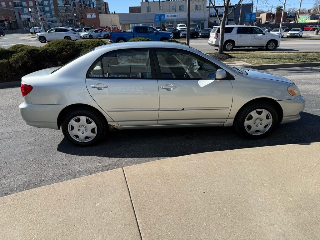 2004 Toyota Corolla LE