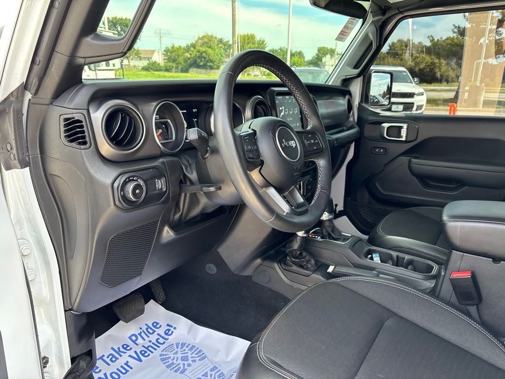 2023 Jeep Wrangler 4-Door Freedom 4x4