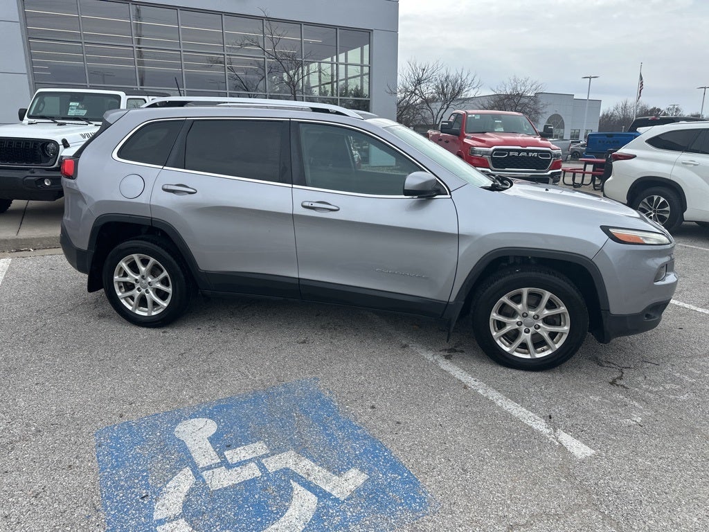 2017 Jeep Cherokee Latitude