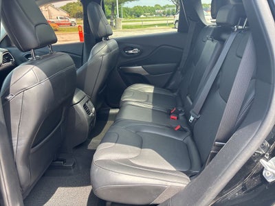 2019 Jeep Cherokee Overland