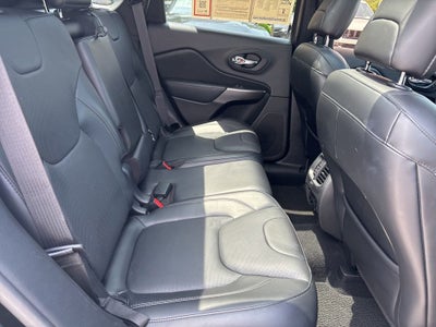 2019 Jeep Cherokee Overland