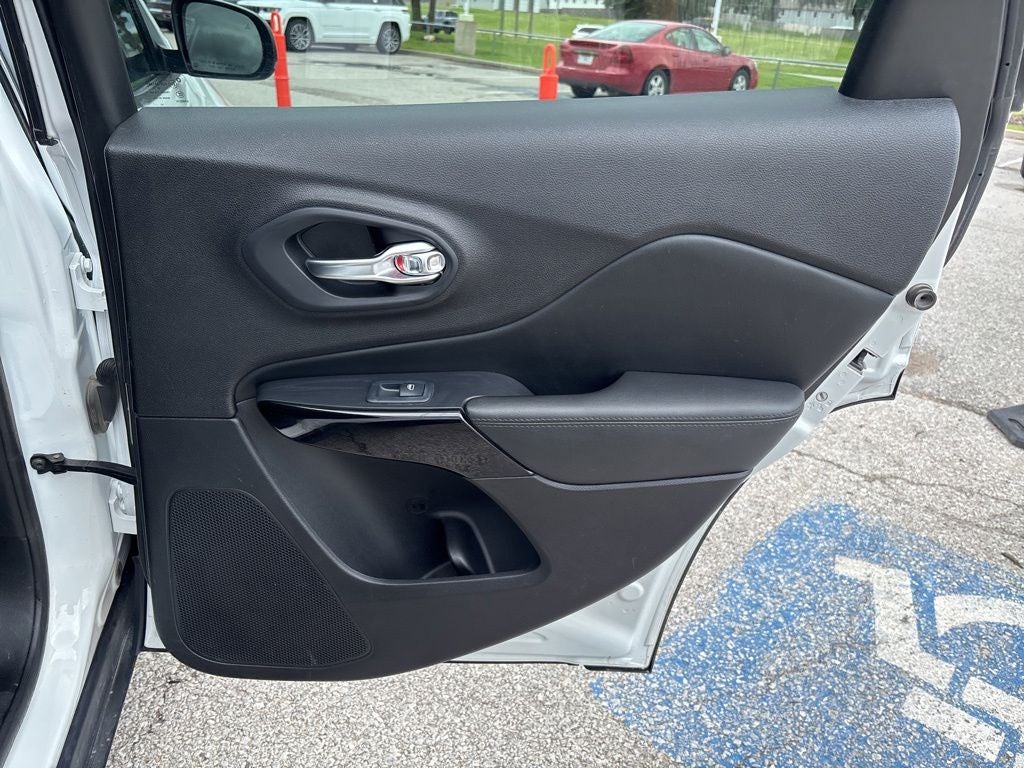 2019 Jeep Cherokee Altitude