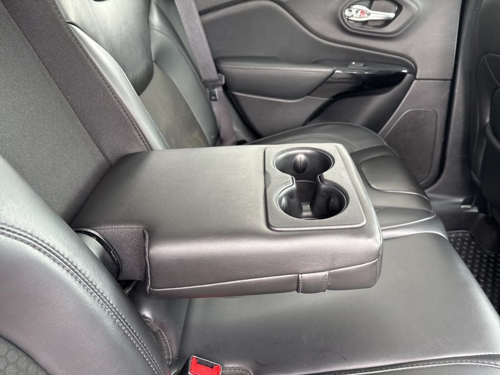 2019 Jeep Cherokee Altitude