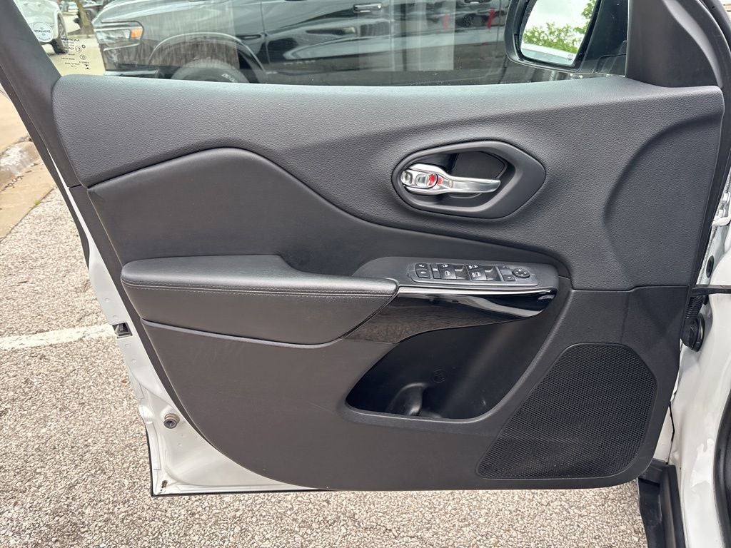 2019 Jeep Cherokee Altitude