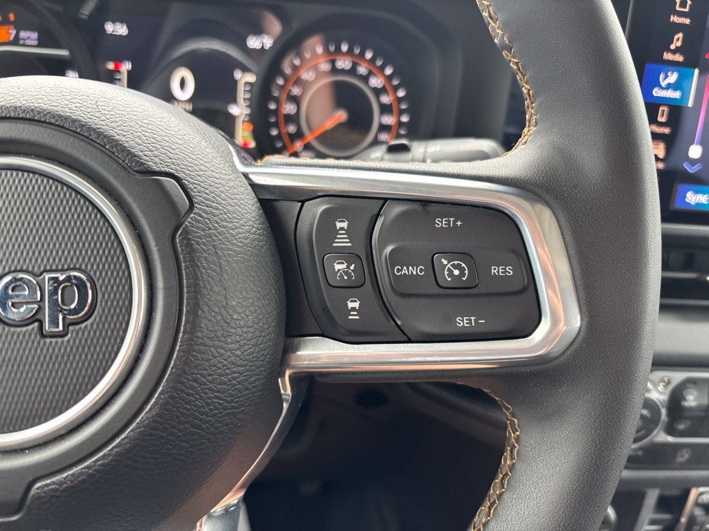 2025 Jeep Wrangler 4-Door Sahara 4x4