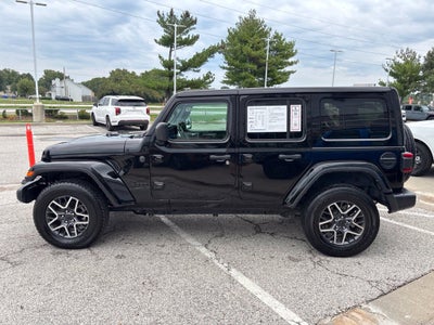 2025 Jeep Wrangler 4-Door Sahara 4x4