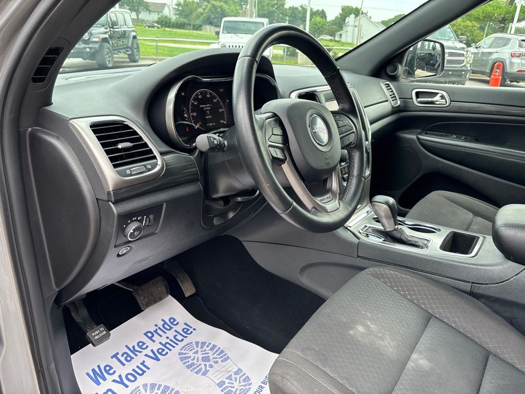 2020 Jeep Grand Cherokee Laredo E 4x4