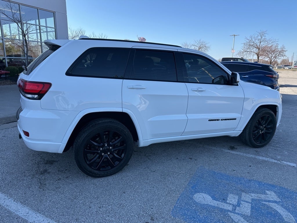 2020 Jeep Grand Cherokee Altitude