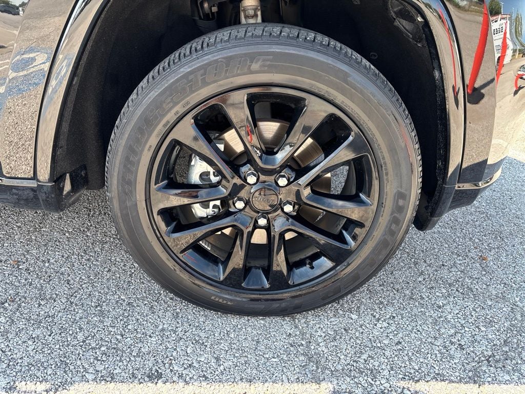 2021 Jeep Grand Cherokee Laredo X 4x4