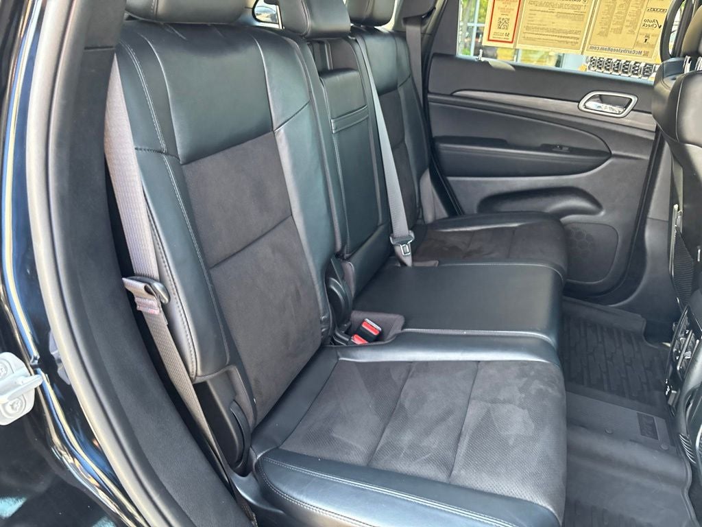 2021 Jeep Grand Cherokee Laredo X 4x4
