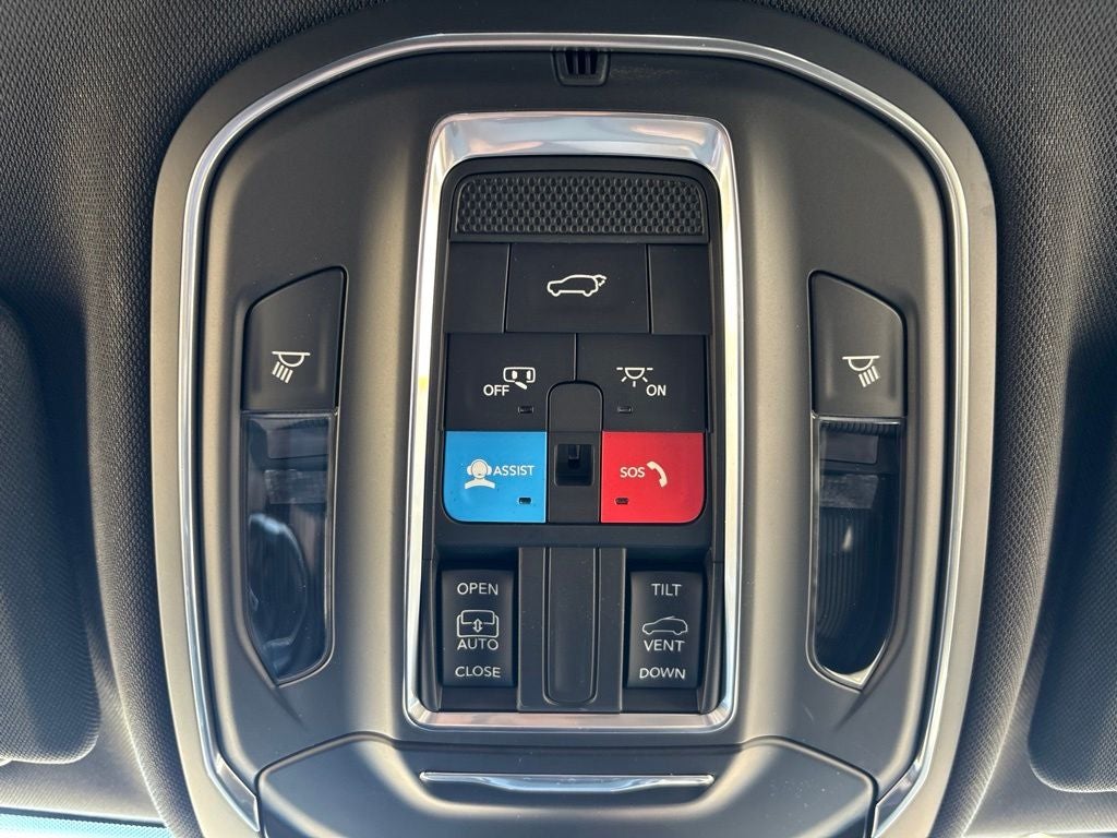2024 Jeep Grand Cherokee Laredo X 4x4