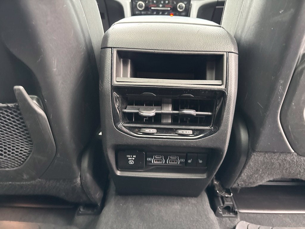2022 Jeep Grand Cherokee Overland 4x4