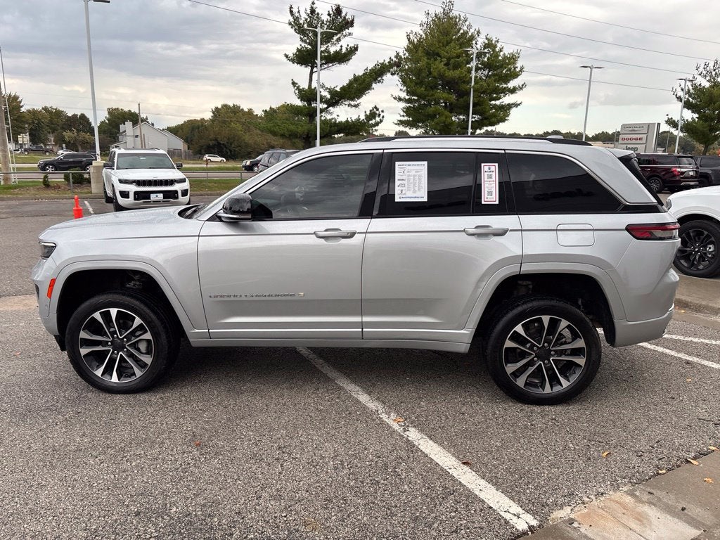 2022 Jeep Grand Cherokee Overland 4x4