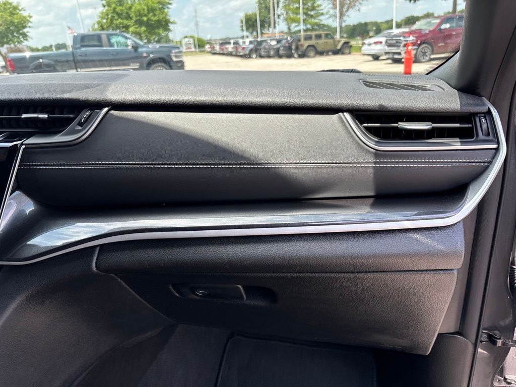2021 Jeep Grand Cherokee L Altitude