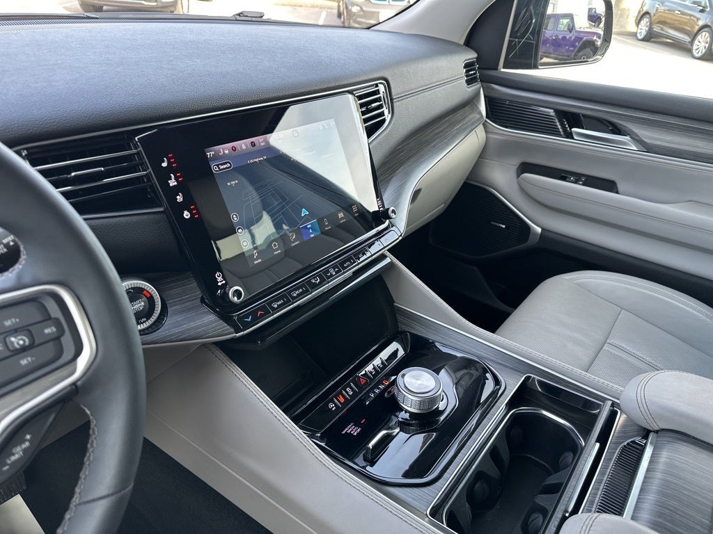 2024 Jeep Wagoneer L Series II