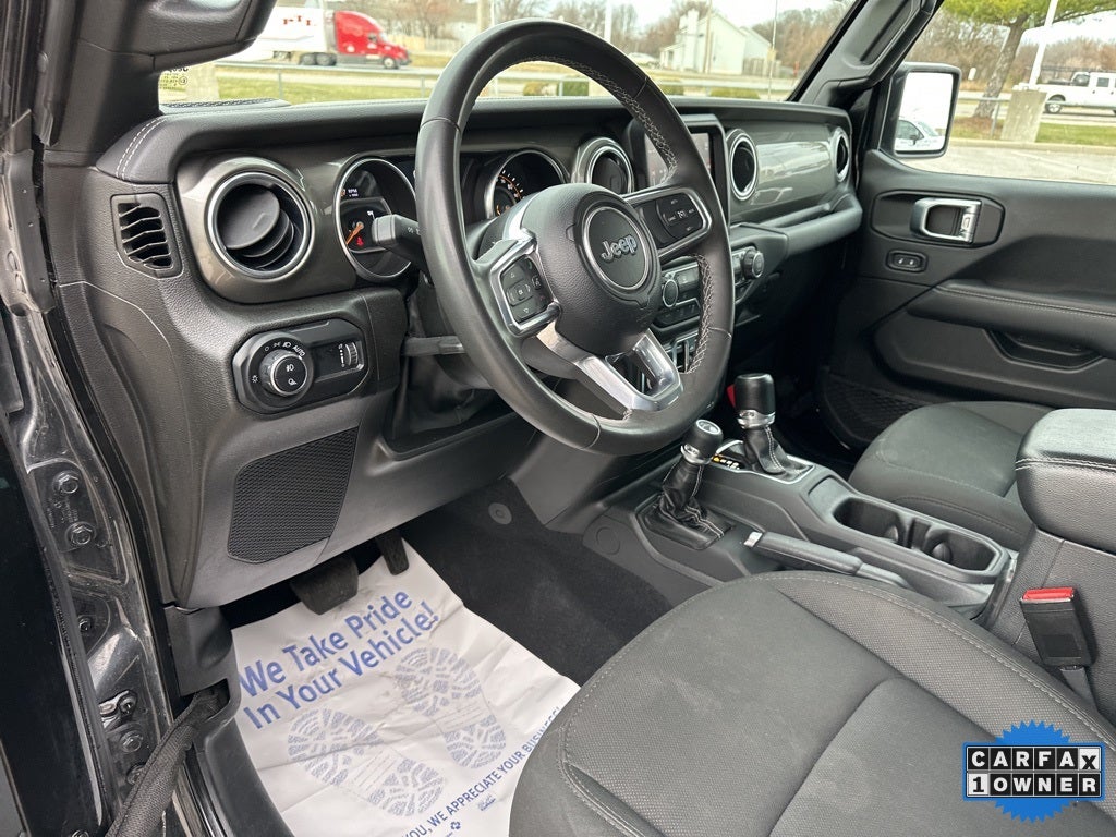 2023 Jeep Gladiator Overland