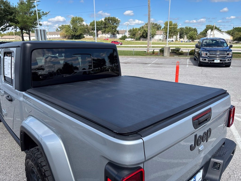 2023 Jeep Gladiator Willys 4x4