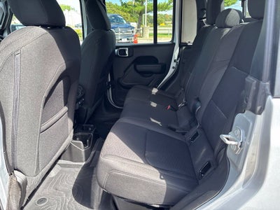 2023 Jeep Gladiator Willys 4x4