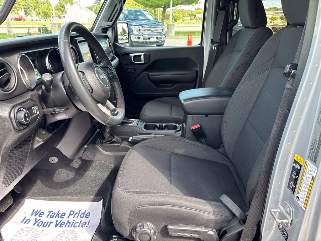 2023 Jeep Gladiator Willys 4x4