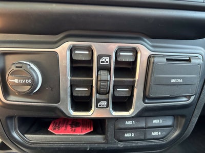 2023 Jeep Gladiator Willys 4x4