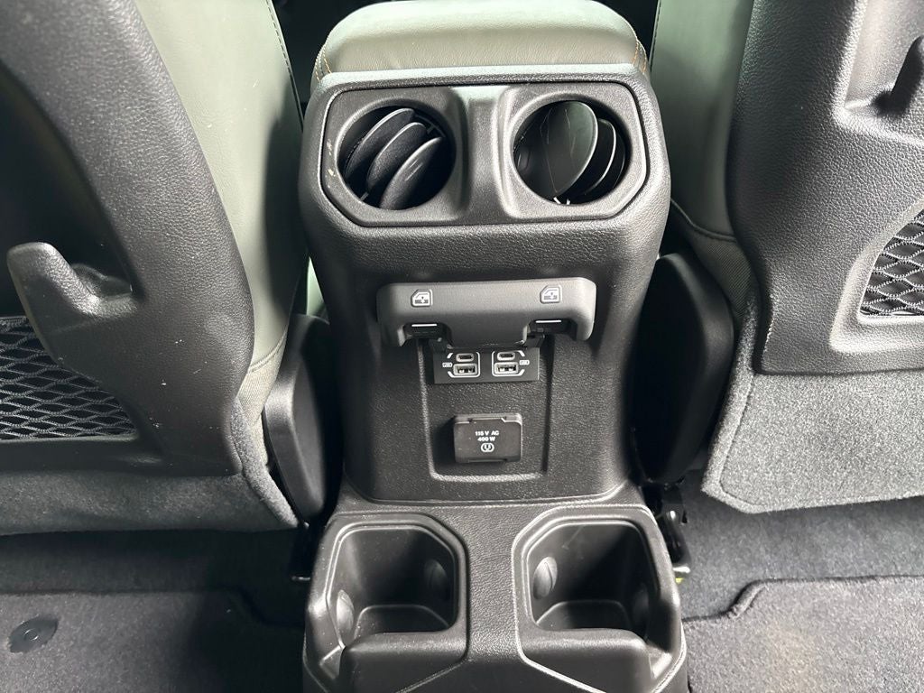 2024 Jeep Gladiator Mojave X