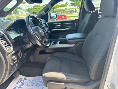 2020 RAM 1500 Big Horn Crew Cab 4x4 5'7' Box