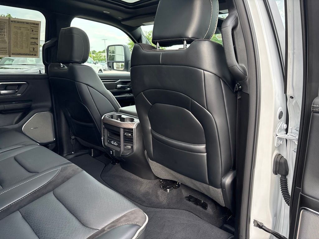 2025 RAM 1500 Laramie Crew Cab 4x4 5'7' Box