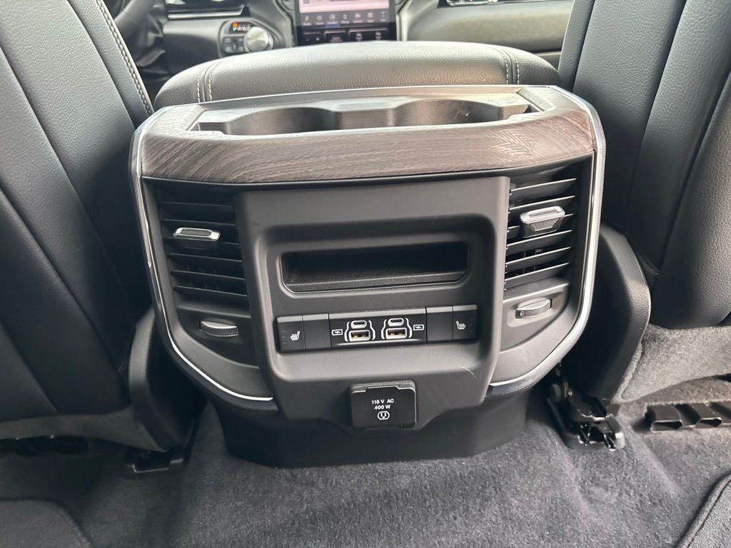 2025 RAM 1500 Laramie Crew Cab 4x4 5'7' Box
