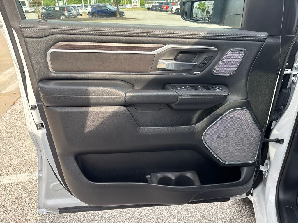 2025 RAM 1500 Laramie Crew Cab 4x4 5'7' Box