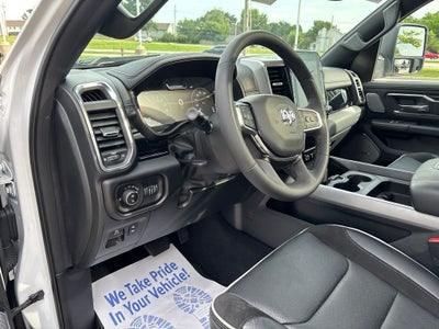 2025 RAM 1500 Laramie Crew Cab 4x4 5'7' Box