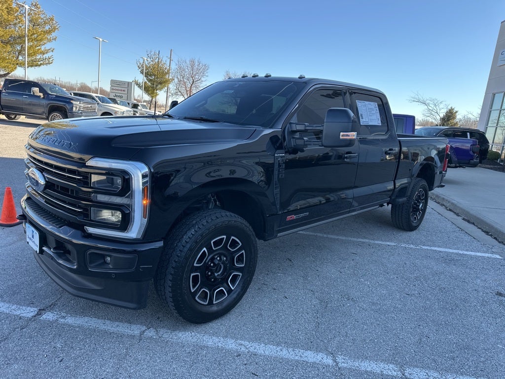 2025 Ford F-350SD Platinum