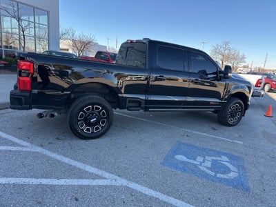 2025 Ford F-350SD Platinum