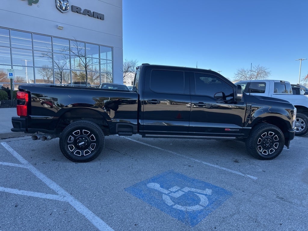 2025 Ford F-350SD Platinum