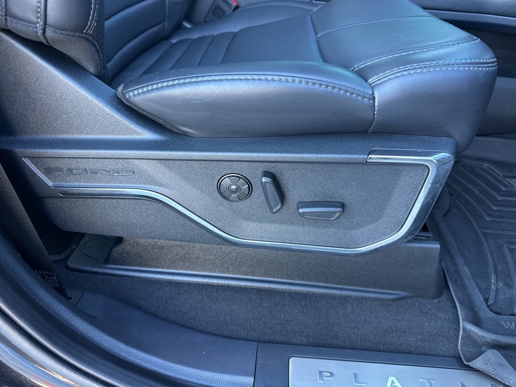 2025 Ford F-350SD Platinum