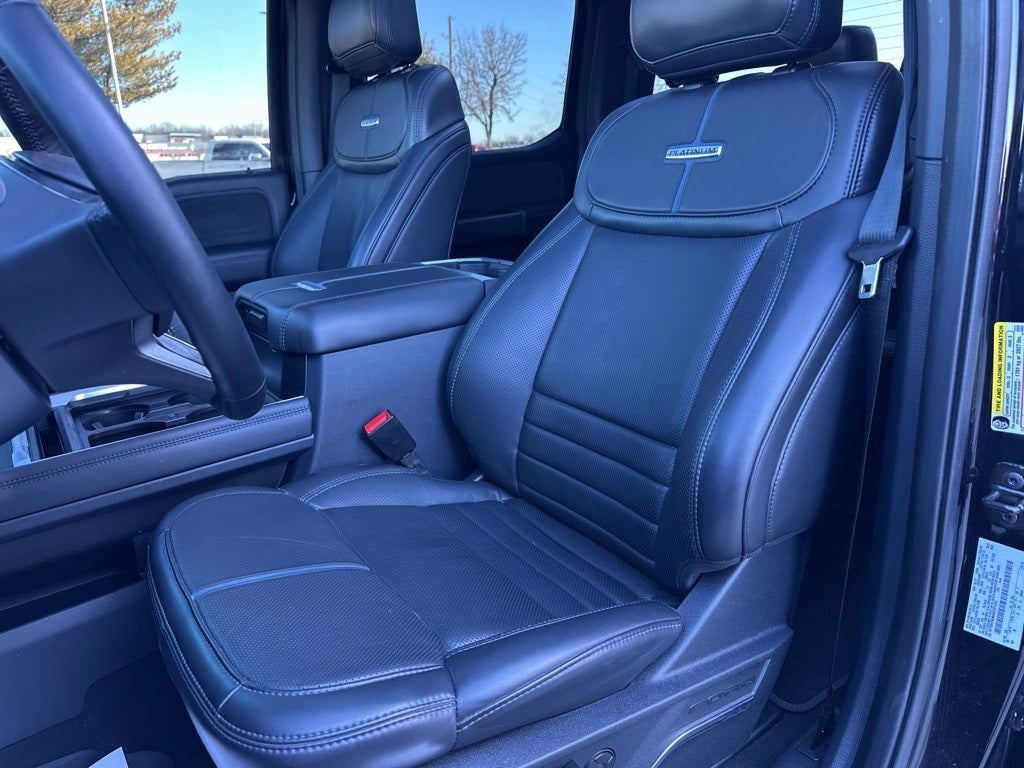 2025 Ford F-350SD Platinum