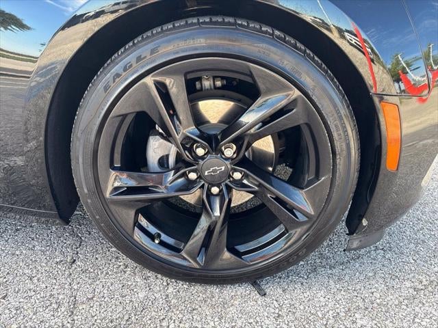 2023 Chevrolet Camaro RWD Convertible 2LT
