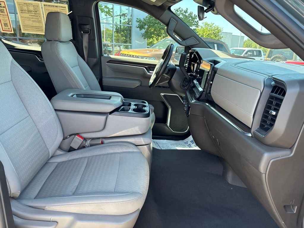 2025 Chevrolet Silverado 1500 4WD Crew Cab Standard Bed LT