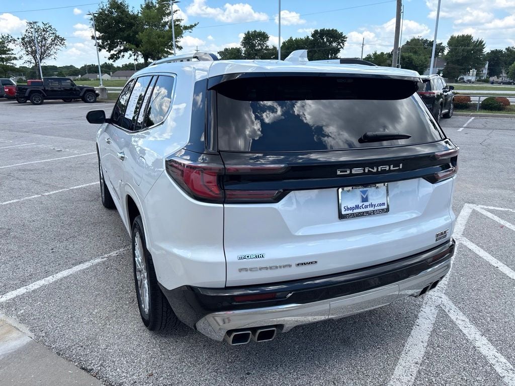 2024 GMC Acadia Denali