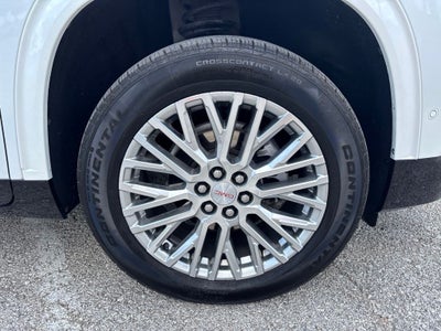2024 GMC Acadia Denali