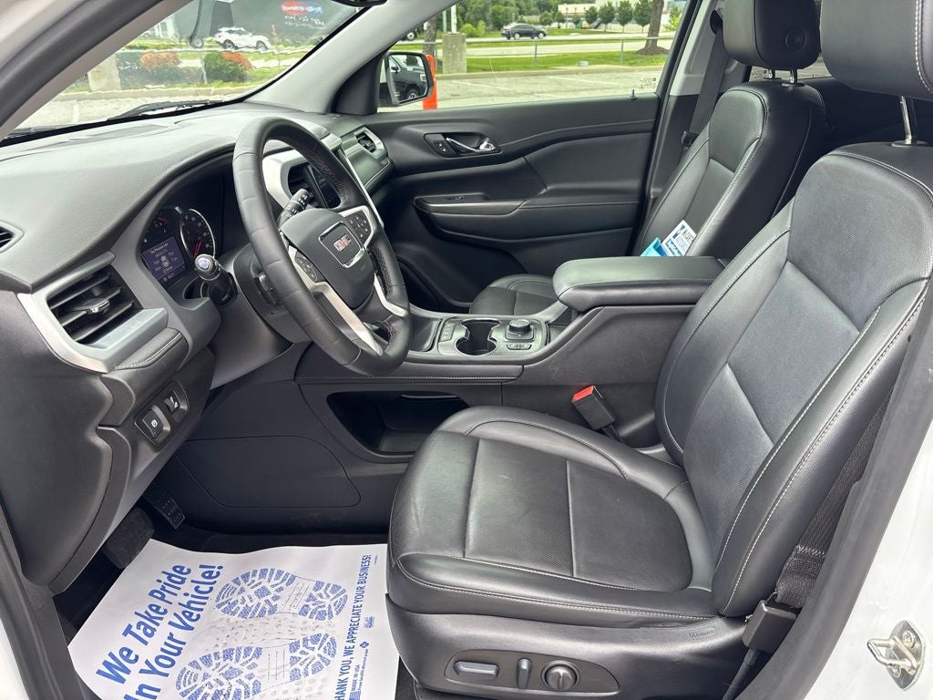 2023 GMC Acadia FWD SLT
