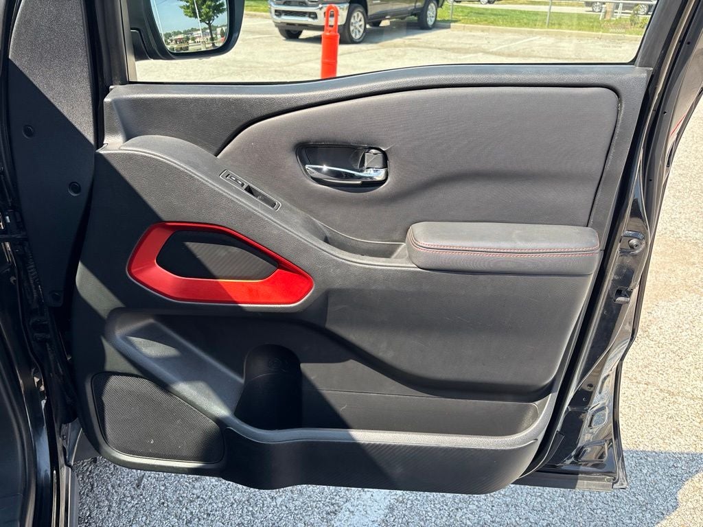 2023 Nissan Frontier Crew Cab PRO-4X 4x4