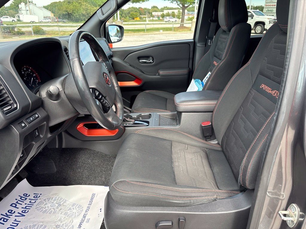 2022 Nissan Frontier Crew Cab PRO-4X 4x4